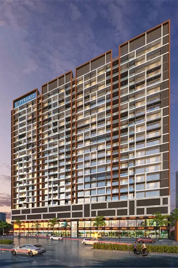 pyrmaid centria building image
